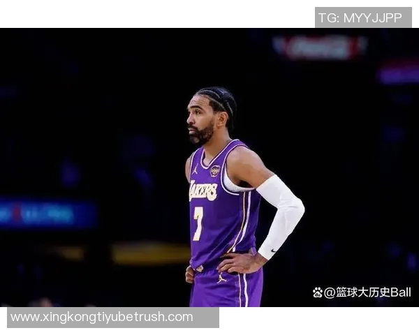 湖人末节进攻停滞不前文森特三分球引发太阳替补席狂欢